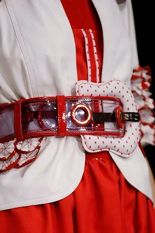 Look 25
